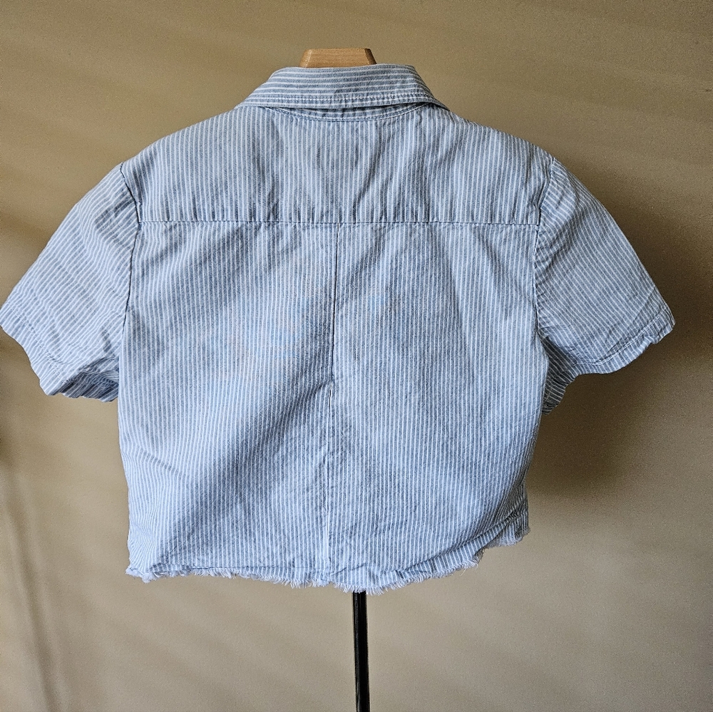 Dickies Women's Cropped Pinstripe Work Shirt - Size Small - Picture 2 of 9